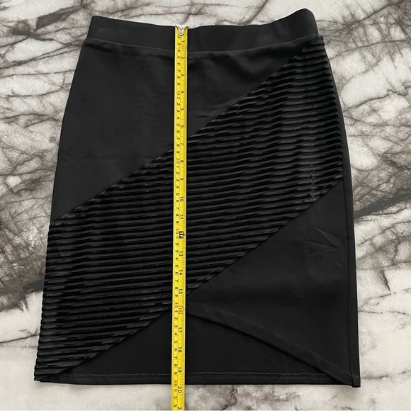 Bebe Velour Shadow Stripe Pencil Skirt - Picture 3 of 6